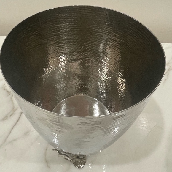 MICHAEL ARAM
White Orchid Champagne Bucket - Picture 3 of 3